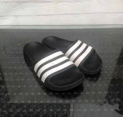 $28.95 • Buy Adidas Black-And-White Slides ￼