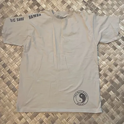 T&C TOWN & COUNTRY SURF DESIGNS HAWAII Beige  Logo Tee T-shirt Size Large • $15