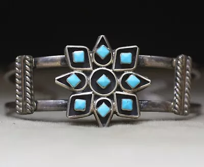 Vintage Native American Zuni Turquoise Sterling Silver Cuff Bracelet • $157.50