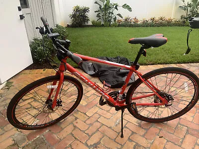 Schwinn Kempo Hybrid Bike 700c Wheels 21 Speeds Mens Frame - Red • $270