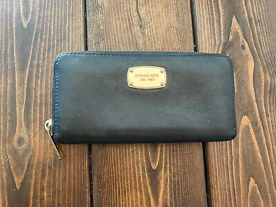 MICHAEL KORS Jet Set Travel Continental Black Leather Wallet Free Shipping • $16.99