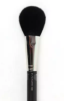 MAC 150 Synthetic Large Powder Brush 150s ~ New In  Package $46. • $32.99