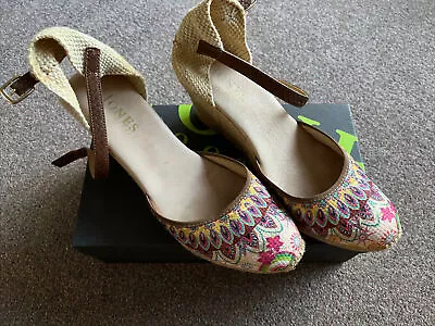 Jones Bootmaker. Kristina Tan/Multi Fabric Wedge Shoe. UK 7 EU 40. Espadrille • £13