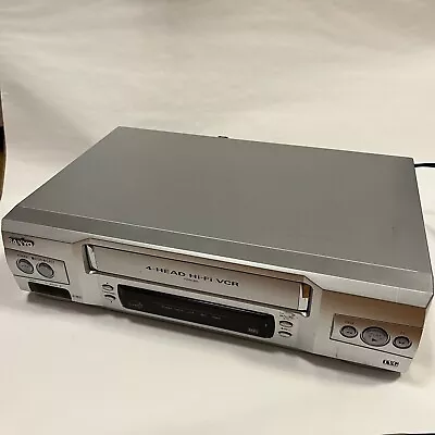 Sanyo VWM-800 VHS VCR Player TESTED AND WORKS No Remote • $30