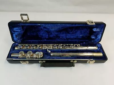 W.T. Armstrong Elkhart-Ind Flute 104 28 23943 • $15.99