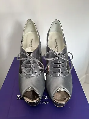 £60 • Buy Terry De Havilland Lulu Wedge Shoes Size 38  Pewter Metallic
