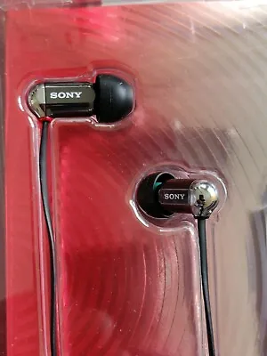 $45 • Buy Sony In-Ear Headphones For For Smartphone | XBA-1VP