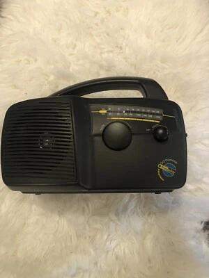 $19.50 • Buy Freeplay Freepower  AM/FM Radio Hand Crank Powered. Read