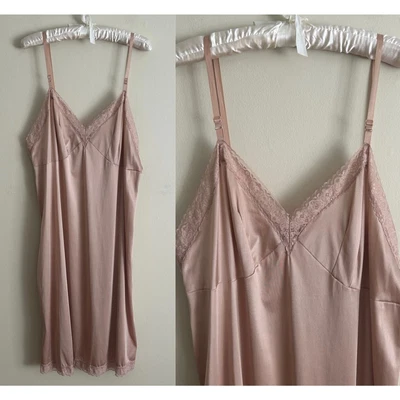 $24.98 • Buy Vintage Champagne Full Slip Dress