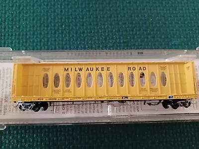 Micro-Trains N-Scale 60' 8  Thrall Centerbeam Flat Car • $25.46