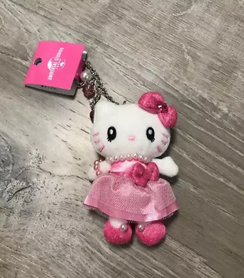 NWT Hello Kitty Plush Keychain Universal Studios Japan Limited Hello Kitty 4  • $36.95