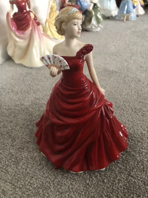 £18 • Buy Royal Dolton Figurine - Madeline HN5523