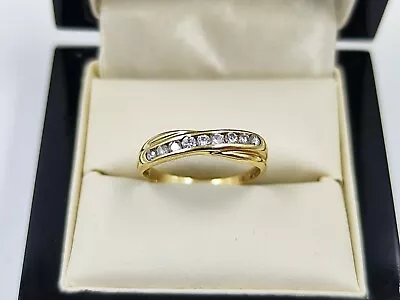 9ct Yellow Gold Ring Cz  Size P Hallmarkeddd Well Made  • £74