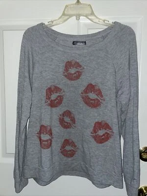 $8.99 • Buy Lauren Moshi X Aqua Large Grey/Gray  All Over Red Lips Pattern L/S Sweater
