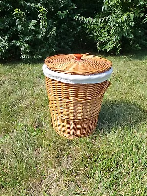 Vintage Wicker Woven Laundry Hamper With Lid Clothes Basket Waste Trash Can • $39.77