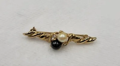 Vintage Gold Tone Twisted Bar Brooch Pin With Faux Black And White Pearls • $9.56