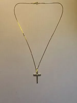 18 Ct Gold Cross With Princess Cut Diamond + 18” Curb Chain • £180
