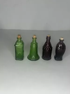 1973 Wheaton Miniature Glass Bitters Bottles From New Jersey Lot Of 4 Red/Green • $14.99