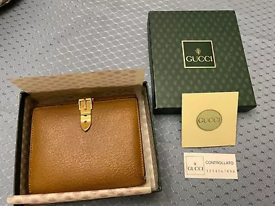 Gucci Tan Pigskin Bifold Wallet • $61.99