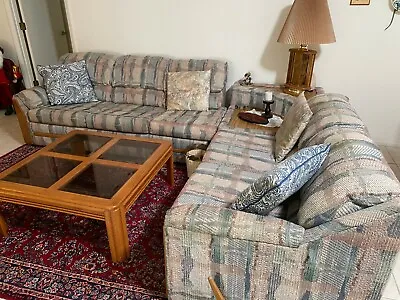 $200 • Buy Three Piece Sectional With Recliner And Sofa Bed 