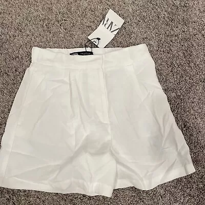 Women’s White Zara Shorts Size XS $39.90 • $25