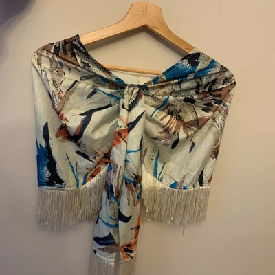 £7 • Buy Mini Tassle Skirt Medium  Tropical Coloured