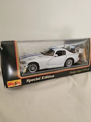 Diecast 1/18 Maisto 1997 Dodge Viper GTS-R WHITE New In Box. • $17.90