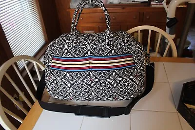 Vtg Vera Bradley Medium Duffle Travel Gym Bag In Retired Barcelona Pattern • $60