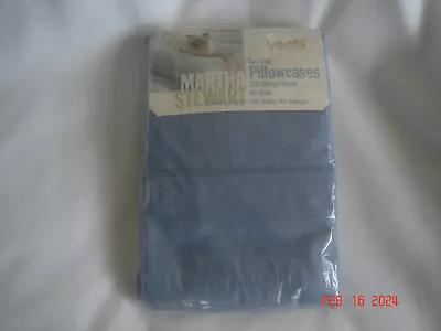 NEW PACKAGE Vtg. MARTHA STEWART Everyday 2 KING PILLOWCASES Denim Look BLUE USA • $19.99