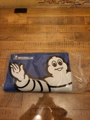 £14.99 • Buy Vintage MICHELIN Tyre Motor Show 2000 Media Centre Carry Bag Case On Wheels New 
