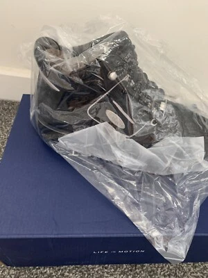 £80 • Buy Mens Rockport Boots Size 7.5
