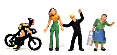 £0.99 • Buy OO Gauge Mix Of People Figures Bag 44 For Hornby Train Layout