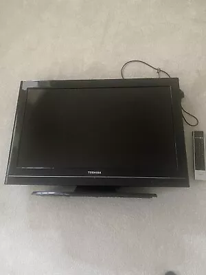 £7 • Buy Colour Tv For Parts & Repair Toshiba LCD 32” Collection From Colchester