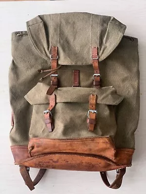 Vintage Swiss Arm Military Salt And Pepper Rucksack Backpack 1970  • $200