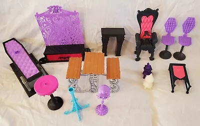 Monster High Deadluxe Dollhouse Furniture Table Chairs • $49.95