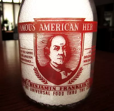 TRPQ 1940s Johnstown PENNSYLVANIA Quart Dairy Milk Bottle FAMOUS AMERICAN HEROES • $56