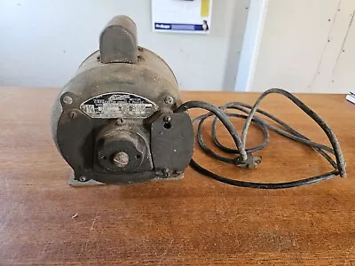 Vintage Century 1/6 HP Power Tool Electric Motor 1/2  Shaft 1750 RPM • $55