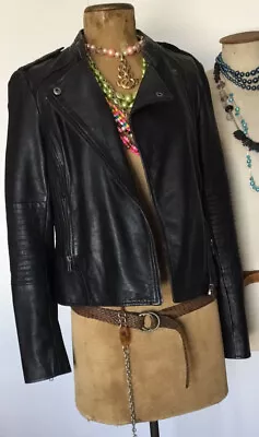 LADIES JUST JEANS Black Leather BIKER JACKET Size 8 Made In India VERY CUTE EUC  • $52