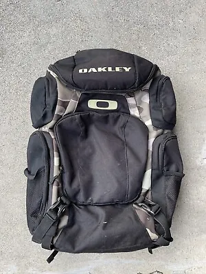 Oakley Blade 40L Wet/Dry Backpack Black & Camo Distressed As Is • $40