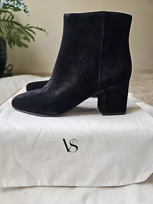 Via Spiga V-Maury Black Ankle Boot Booties New In Box Size 7 • $48