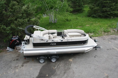 $47500 • Buy New 21 Ft Triple Tube With 150 And Trailer