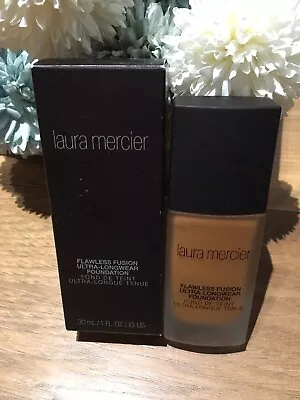 Laura Mercier Flawless Lumiere Foundation 30ml - 5N2 Hazelnut • £22