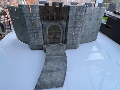 £40 • Buy Lord Of The Rings Battle At Helms Deep Castle Fortress  Armies Of Middle Earth