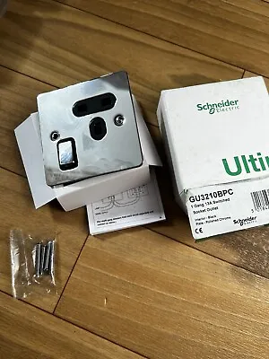 Schneider Ultimate Screwless Black Nickel 2W & Intermediate Switch  • £14