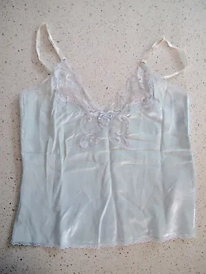 1093 Vintage Maidenform Sweet Nothings Nylon Camisole Sz 34 • $0.01