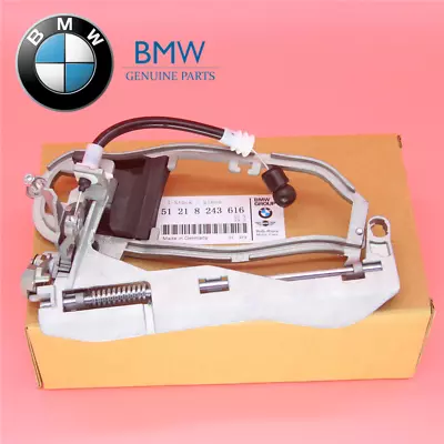 Front Right Passenger Side Door Handle Carrier Frame Exterior For 2000-06 BMW X5 • $34.30