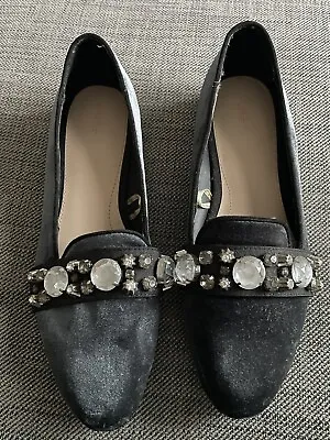 Ladies Grey ZARA TRAFALUC Velvet Beaded Flat Slip On Shoes Size 36EUR • £5.95