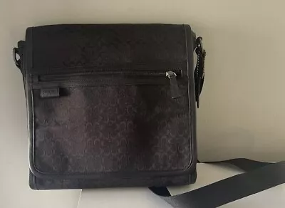 COACH 70699 Men Signature Jacquard Map Bag Crossbody Messenger Flap Bag BLACK • $150