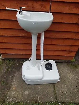 Portable Camping Sink • £35