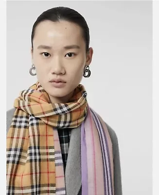 Burberry VINTAGE CHECK COLOUR BLOCK WOOL SILK SCARF IN LILAC • $258